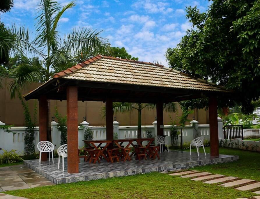 Tamarind Heritage Holiday Home 安加马尔伊 外观 照片